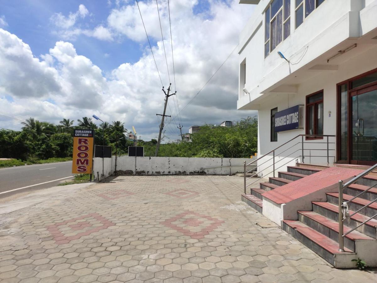 Subasree Cottage Tirunallar Exterior foto